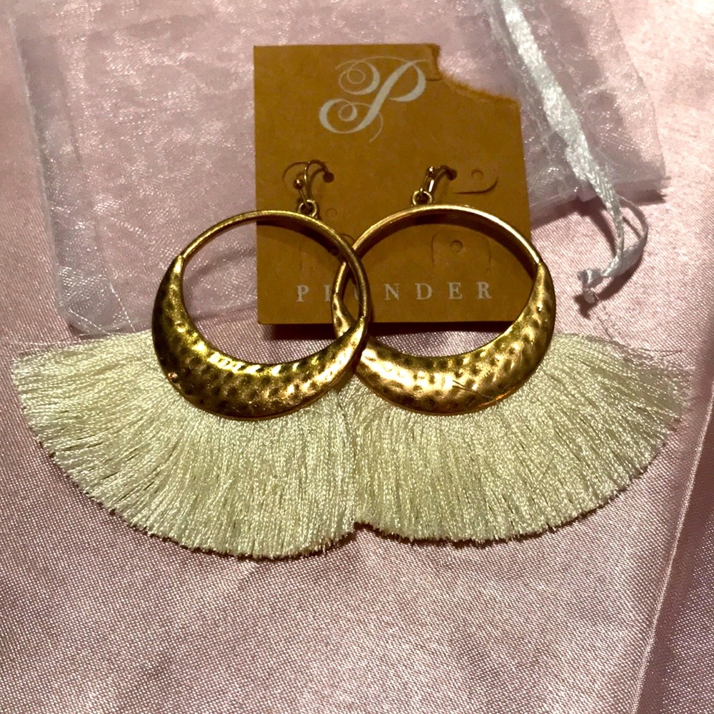 Plunder fringe earrings